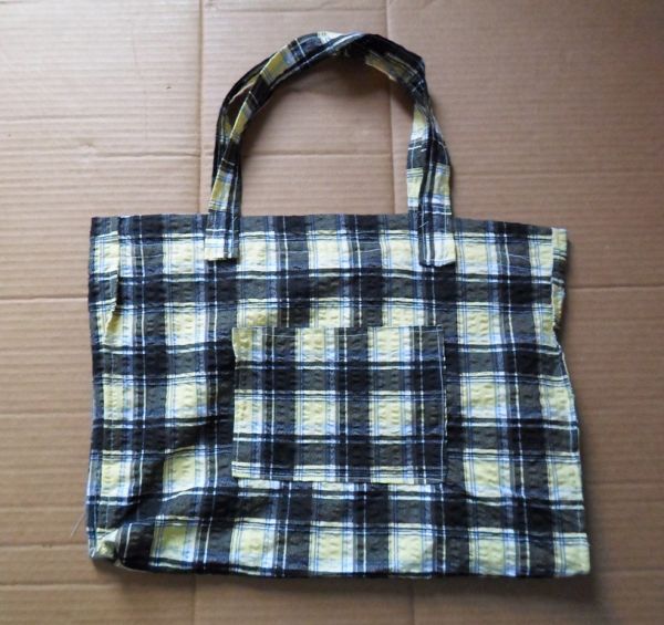 Bolsa de Ombro Quadriculada